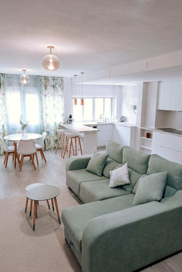 Mikasika - Duplex Apartment With Seasonal Swimming Pool & Walking Distance From The Beach La Cala Del Moral Exterior photo